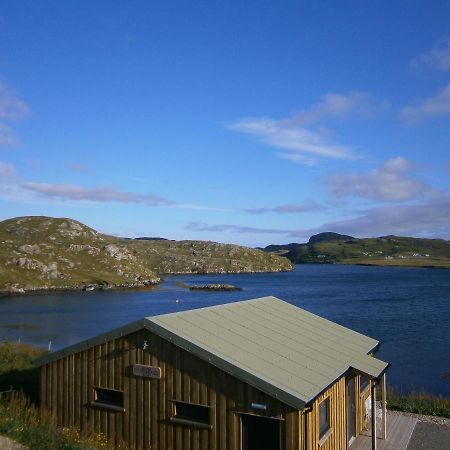 Хостел Otter Bunkhouse Cairisiadar Екстер'єр фото